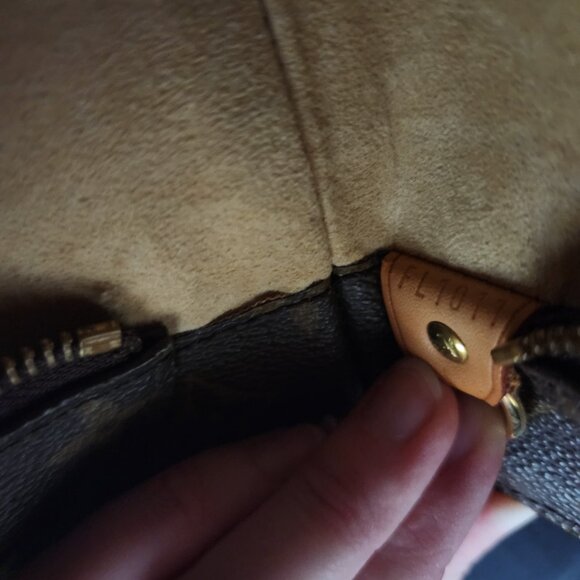 Louis Vuitton Dark Brown Monogram Tote - Picture 6 of 16